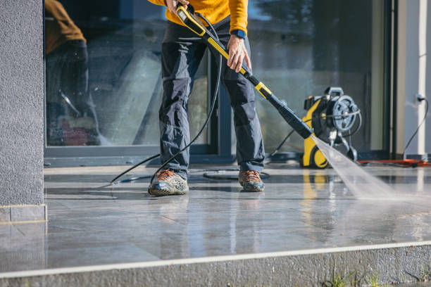 Best Deck Pressure Washing  in Watsonville, CA